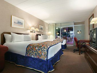 Hotel Ramada Conference Center South